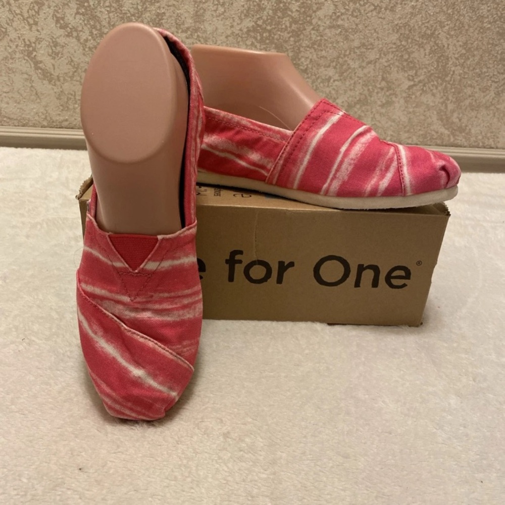 Toms Striped Pink Canvas Loafers
